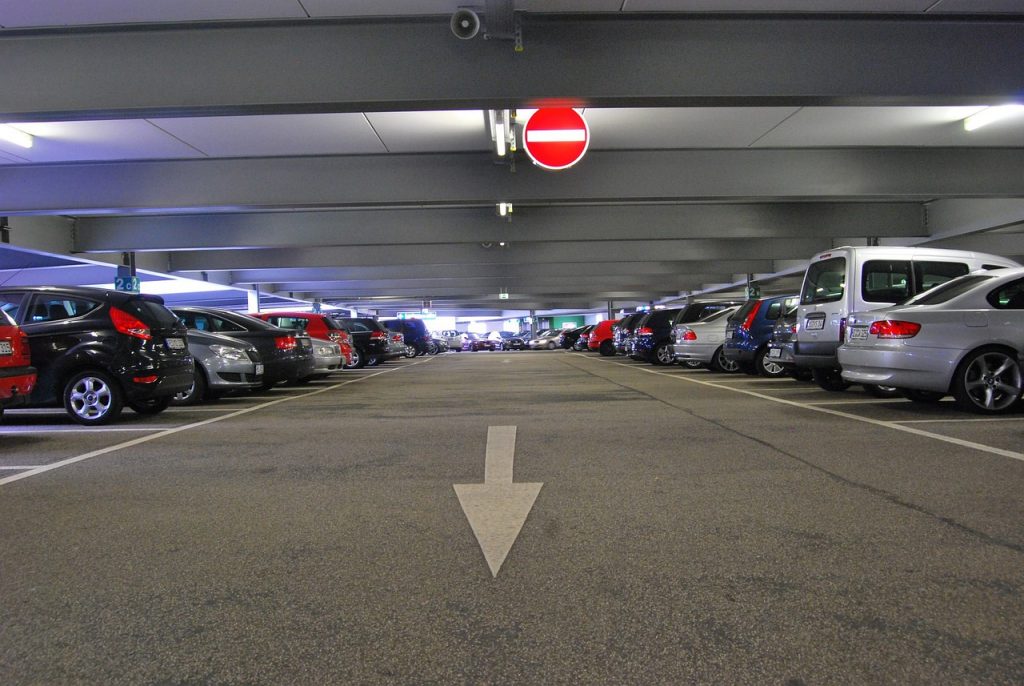 Dobry parking w centrum Gdańska – jaki powinien być?